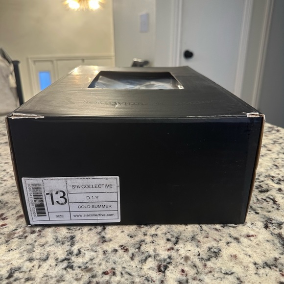 Sia Collective D.1.Y. Cold Summer - Picture 5 of 7